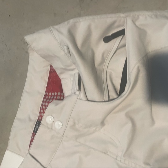 Oakley Women’s Loose-Fit Ski/Snowboard Pants - Picture 6 of 8